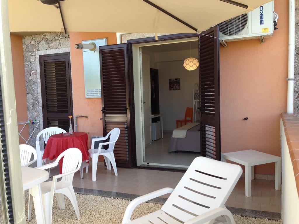 B&B La Stella Di Naxos Джардини-Наксос Экстерьер фото